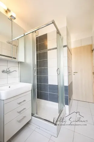 Prodej bytu 3+1, Horní Moštěnice, Pod Vinohrady, 63 m2