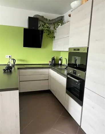 Prodej bytu 2+kk, Praha - Letňany, Hlučkova, 61 m2