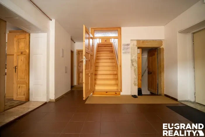Prodej rodinného domu, Jiřetín pod Jedlovou, Husova, 328 m2