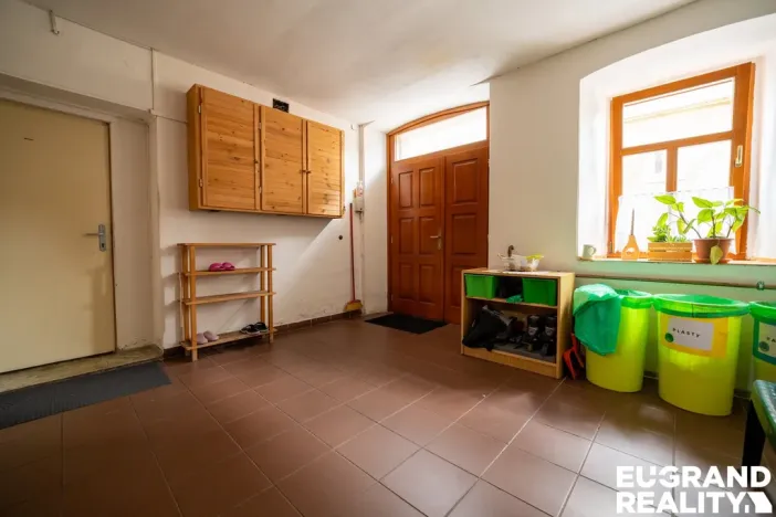 Prodej rodinného domu, Jiřetín pod Jedlovou, Husova, 328 m2