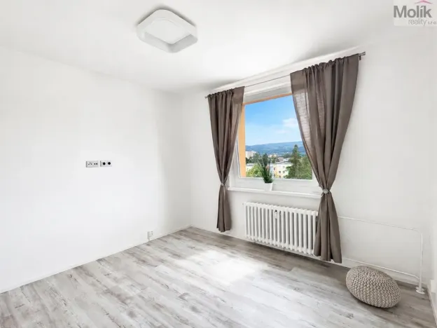 Pronájem bytu 3+1, Teplice - Trnovany, Gagarinova, 70 m2