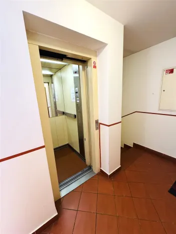 Pronájem bytu 5+kk, Praha - Vršovice, Kozácká, 191 m2