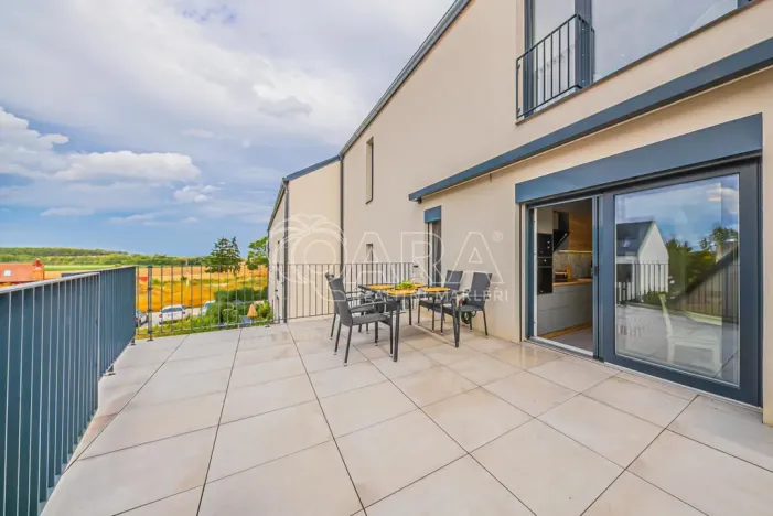 Pronájem bytu 3+kk, Tursko, Krátká, 74 m2