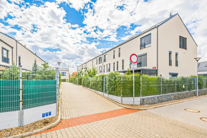 Pronájem bytu 3+kk, Tursko, Krátká, 74 m2