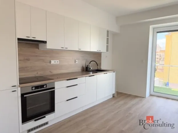 Pronájem bytu 2+kk, Opava - Předměstí, Mánesova, 41 m2