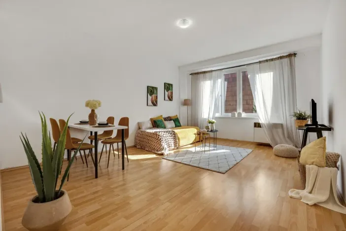 Prodej bytu 2+kk, Praha - Holešovice, Na Maninách, 57 m2
