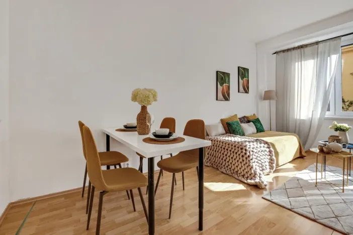 Prodej bytu 2+kk, Praha - Holešovice, Na Maninách, 57 m2