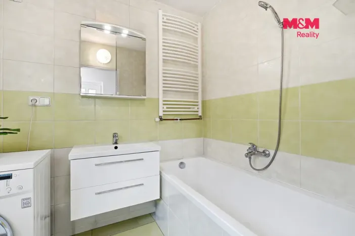 Prodej rodinného domu, Brodce, Hluboká, 101 m2