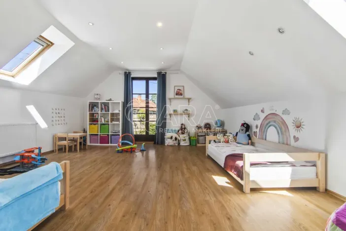 Prodej rodinného domu, Kosova Hora, 280 m2