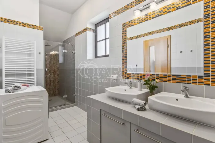 Prodej rodinného domu, Kosova Hora, 280 m2