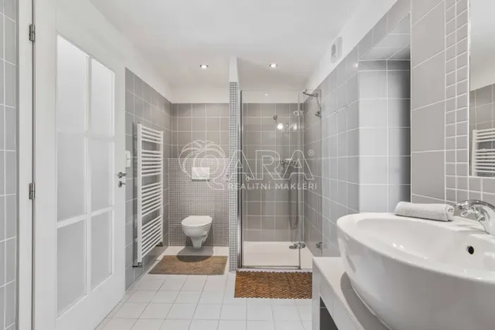 Prodej rodinného domu, Kosova Hora, 280 m2