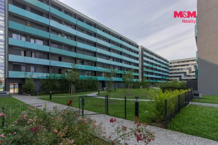 Pronájem bytu 2+kk, Praha, Argentinská, 40 m2