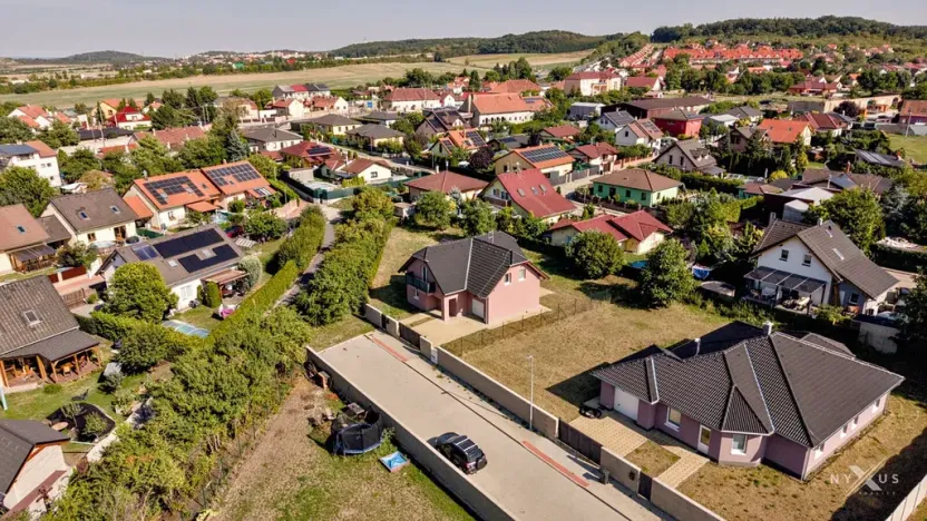 Pronájem rodinného domu, Postřižín, Datlová, 137 m2