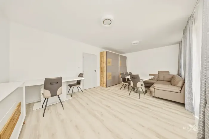 Pronájem rodinného domu, Postřižín, Datlová, 137 m2