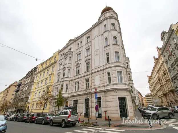 Pronájem bytu 1+kk, Praha - Holešovice, Šimáčkova, 27 m2