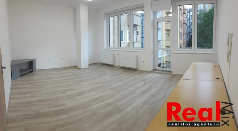 Pronájem kanceláře, Brno - Veveří, Bayerova, 33 m2