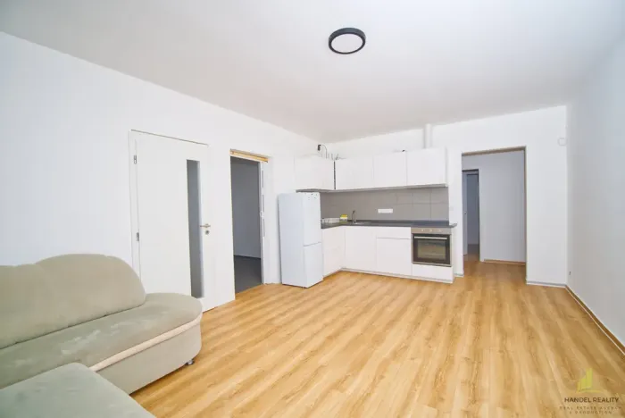 Prodej kanceláře, Sobotovice, 370 m2