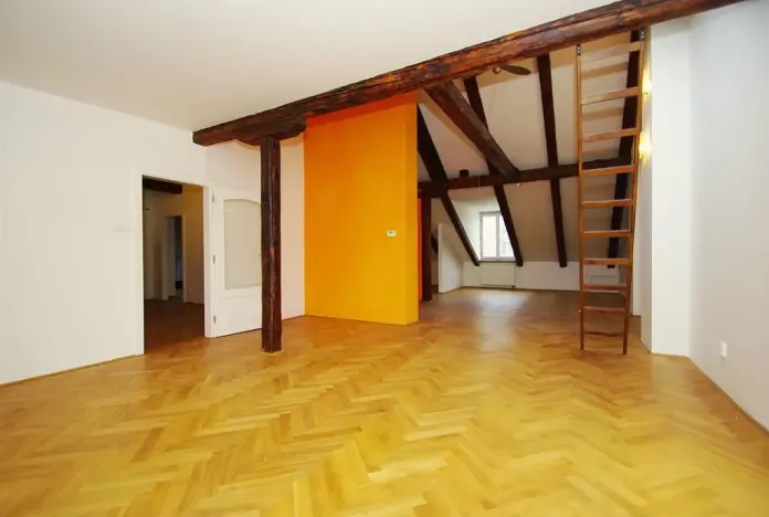 Pronájem atypického bytu, Praha - Smíchov, Viktora Huga, 164 m2