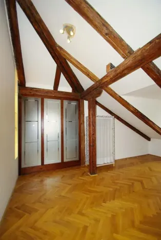 Pronájem atypického bytu, Praha - Smíchov, Viktora Huga, 164 m2