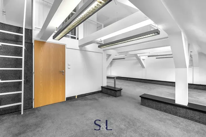 Pronájem kanceláře, Česká Lípa, Moskevská, 332 m2