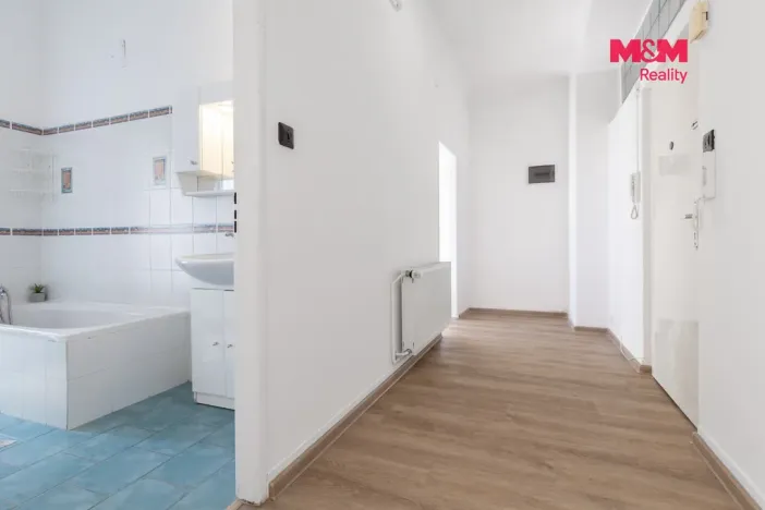 Pronájem bytu 1+1, Český Těšín, Odboje, 49 m2