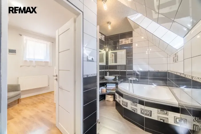 Prodej rodinného domu, Praha - Královice, Ke Stupicím, 124 m2