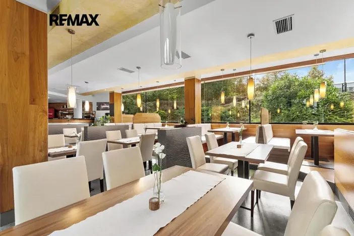 Prodej restaurace, Plzeň, Částkova, 489 m2