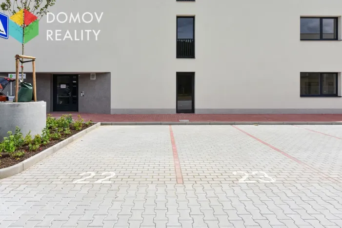Pronájem bytu 2+kk, Beroun, U Židovského hřbitova, 42 m2