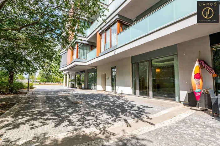 Pronájem kanceláře, Praha - Karlín, Rohanské nábřeží, 37 m2