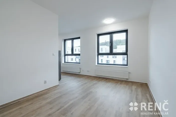 Pronájem bytu 1+kk, Kuřim, Záhoří, 32 m2