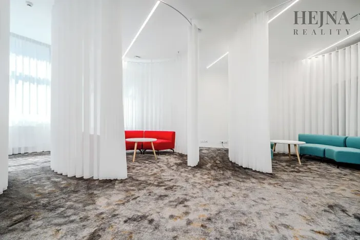 Pronájem obchodního prostoru, Ostrava, náměstí Dr. E. Beneše, 802 m2