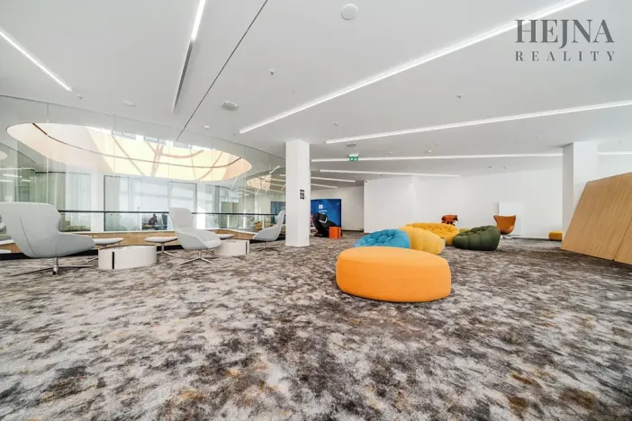 Pronájem kanceláře, Ostrava, náměstí Dr. E. Beneše, 62 m2