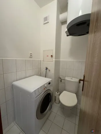 Pronájem bytu 1+kk, Pardubice - Staré Čívice, Přeloučská, 32 m2