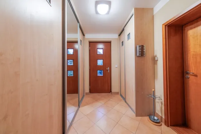 Prodej rodinného domu, Okrouhlá, 310 m2