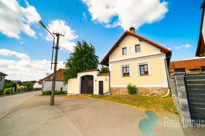 Prodej rodinného domu, Miřetice, 180 m2