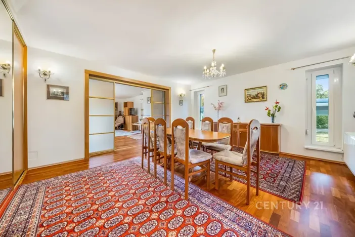 Pronájem bytu 4+1, Praha - Zbraslav, Pod urnovým hájem, 120 m2