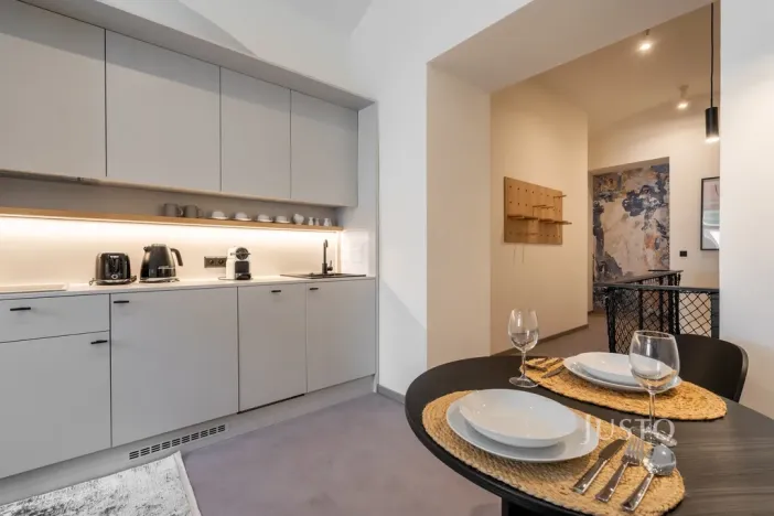 Prodej apartmánu, Praha - Karlín, Prvního pluku, 51 m2