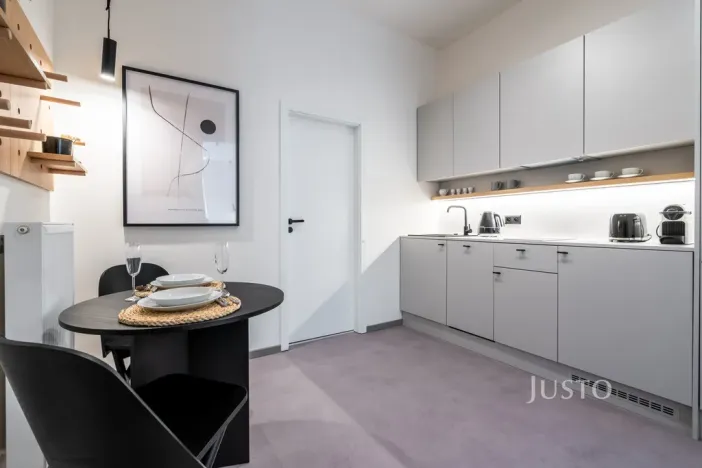 Prodej apartmánu, Praha - Karlín, Prvního pluku, 32 m2