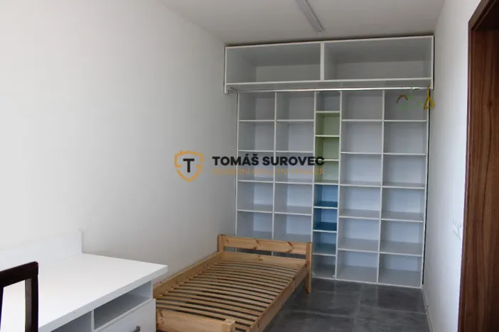 Pronájem pokoje, Hvozdná, Sokolská, 21 m2