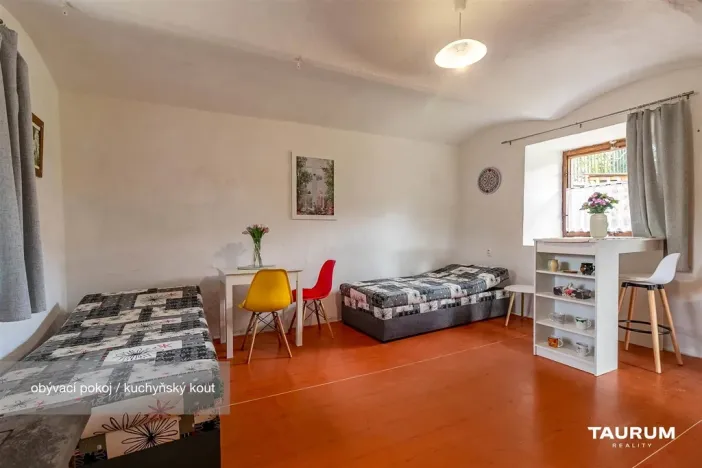 Prodej chaty, Kolinec - Vlčkovice, 42 m2