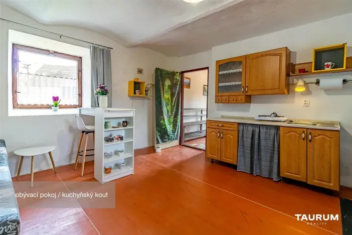 Prodej chaty, Kolinec - Vlčkovice, 42 m2