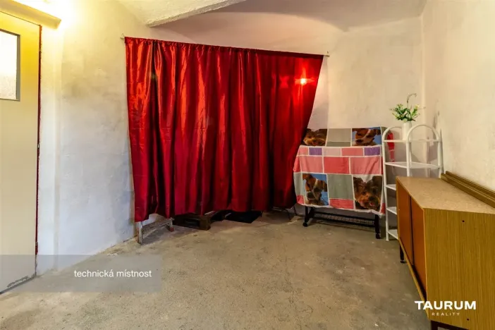Prodej chaty, Kolinec - Vlčkovice, 42 m2