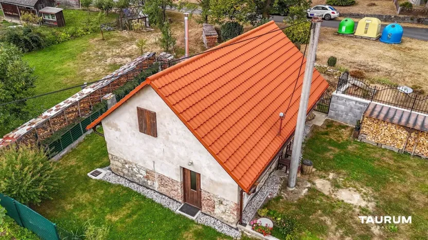 Prodej chaty, Kolinec - Vlčkovice, 42 m2