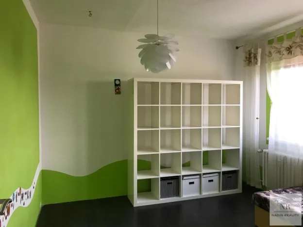 Pronájem bytu 3+1, Karlovy Vary, Konečná, 75 m2