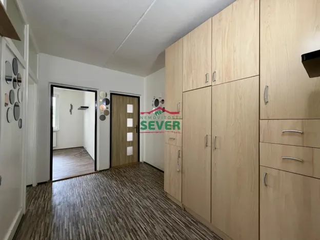 Prodej bytu 3+1, Jirkov, Vinařická, 60 m2