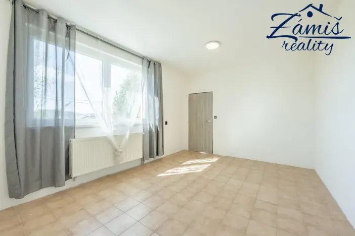 Prodej rodinného domu, Nespeky - Městečko, Na Mělách, 278 m2