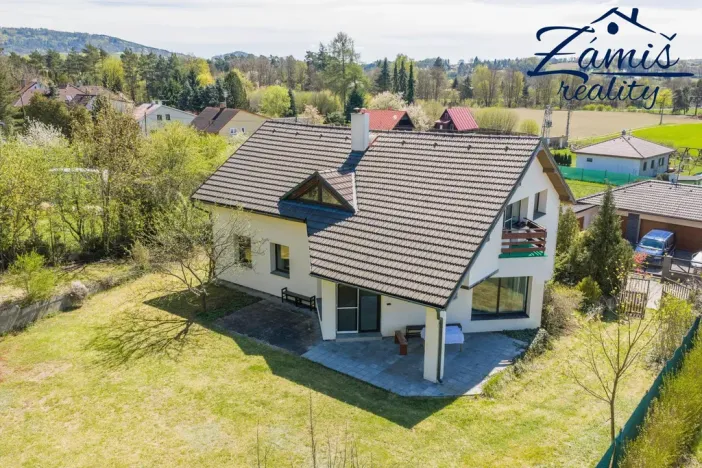 Prodej rodinného domu, Nespeky - Městečko, Na Mělách, 278 m2