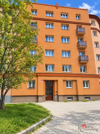 Pronájem bytu 2+kk, Plzeň - Jižní Předměstí, Čechova, 63 m2