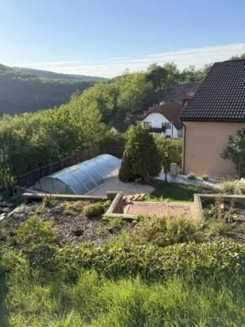 Prodej rodinného domu, Srbsko, Hrašov, 300 m2