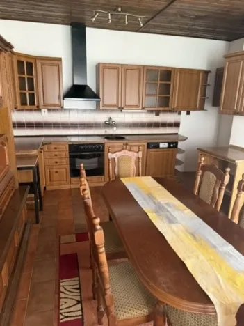 Prodej rodinného domu, Srbsko, Hrašov, 300 m2